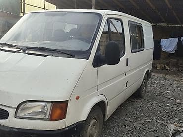 солярка сатылат: Жеңил жүк ташуучу унаа, Ford, Колдонулган — 2