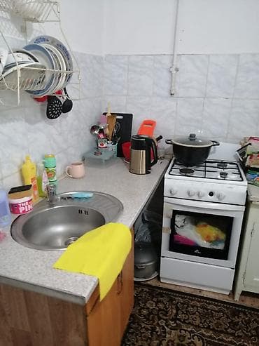 продаю кв барачного типа: 3 комнаты, 55 м², 1 этаж, Косметический ремонт — 5