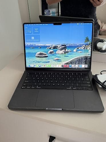 нота: MacBook Pro 14.2 M5 16/1Тб АКБ 99% Был 100 вчера стал 99% Всегда был — 1