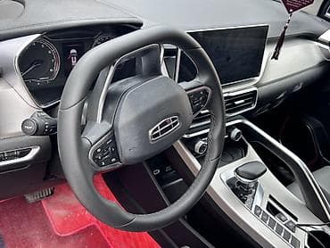 gac s7: Geely Coolray: 2023 г., 1.5 л, Робот, Бензин, Кроссовер — 3