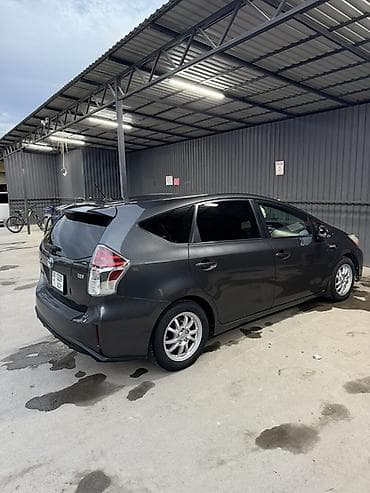5: Toyota Prius V: 2016 г., 1.8 л, Автомат, Гибрид, Универсал — 3