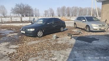 2000: Honda Civic: 2000 г., Механика, Бензин, Седан — 4