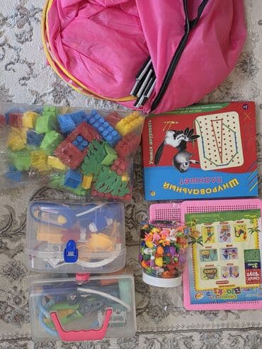 детские игрушки для ванной: Набор детских игрушек и развивающих игрушек. Цена договорная. адрес — 3