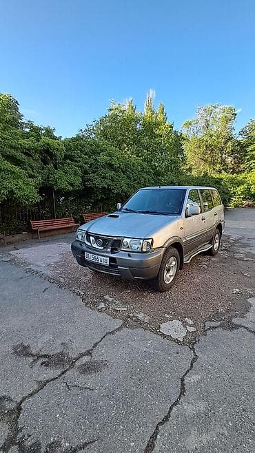 калганы: Nissan Terrano II: 2002 г., 2.9 л, Кол менен иштөөчү, Дизель, Жол тандабас — 3
