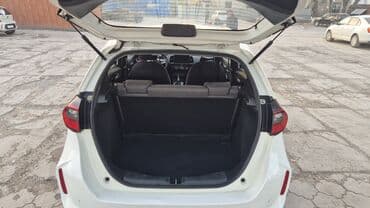 цены на электромобили в бишкеке: Honda Fit: 2021 г., 1.5 л, Вариатор, Бензиновая, Хэтчбэк — 9