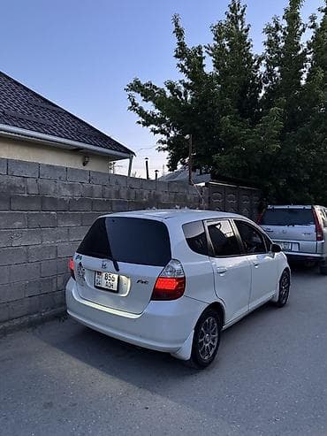 windom 2003: Honda Fit: 2003 г., 1.3 л, Вариатор, Бензин, Хэтчбэк — 3