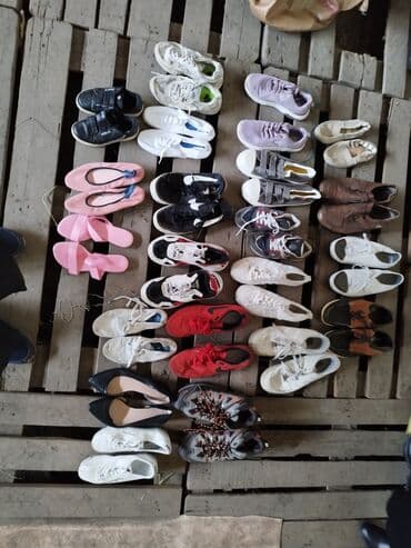 Босоножки, сандалии, шлепанцы: Оптом обувь из Южной Кореи ботасытуфлишлепанцы,кроксы мужские — 5