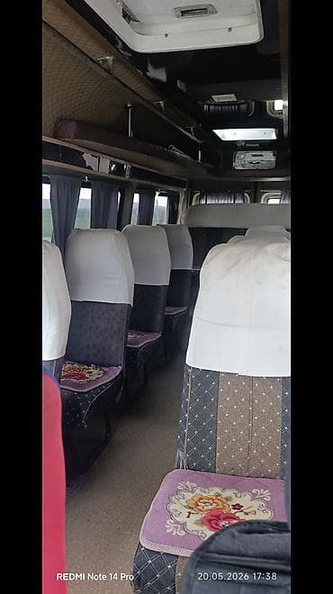 военные одежда: Mercedes-Benz Sprinter — пассажирский микроавтобус высокой крыши — 2