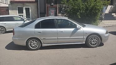 Mitsubishi Carisma: 2003 г., 1.6 л, Механика, Бензин, Седан