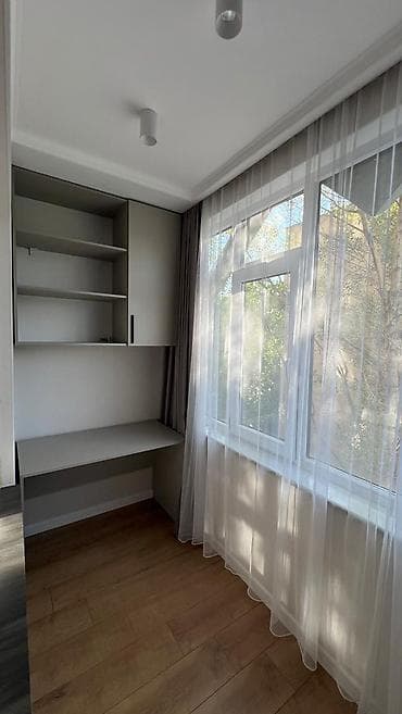 одну комнатную квартиру: 1 комната, 36 м², 106 серия, 5 этаж, Косметический ремонт — 7