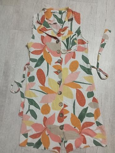 Комплект женской одежды 1) Продаю. Зелёное новое и чёрное с бордо по — 9