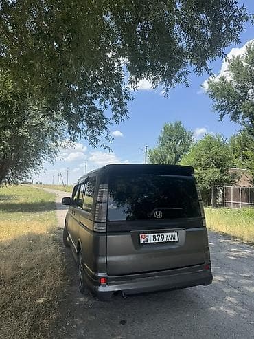 Транспорт: Honda Stepwgn: 2004 г., 2 л, Автомат, Бензин, Минивэн — 4