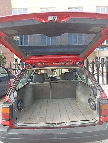 Volkswagen Passat Variant: 1992 г., 1.8 л, Механика, Бензин, Универсал — 6