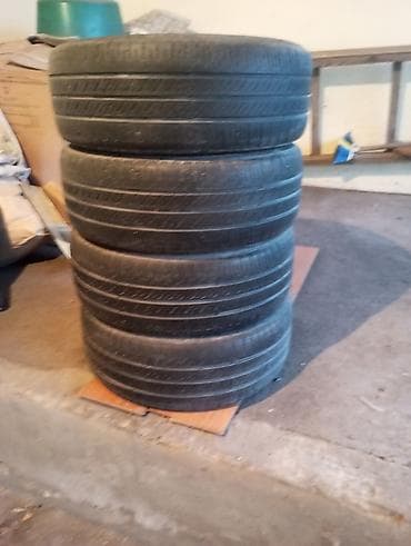 Комплект летних шин, 4 шт. - Размер: визуально около 16–18 дюймов