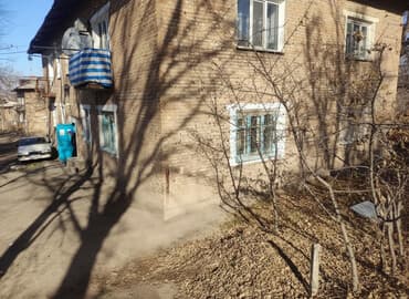 продаю дом ала тоо 1: 2 комнаты, 1 м², 1 этаж, Старый ремонт — 1