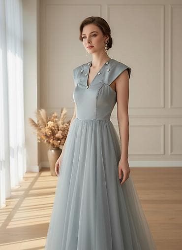 Вечернее платье, Пышное, Длинная модель, Атлас, Без рукавов, Корсет, L at lalafo.kg Вечернее платье, Пышное, Длинная модель, Атлас, Без рукавов, Корсет, L