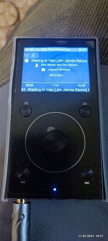 Продам плеер Fiio x1 . Отличное состояние ! В пленке ! Аккумулятор