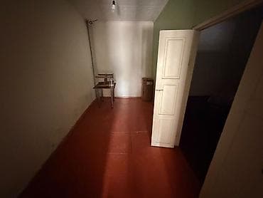 2 комнаты, 50 м², Малосемейка, 1 этаж, Старый ремонт — 5