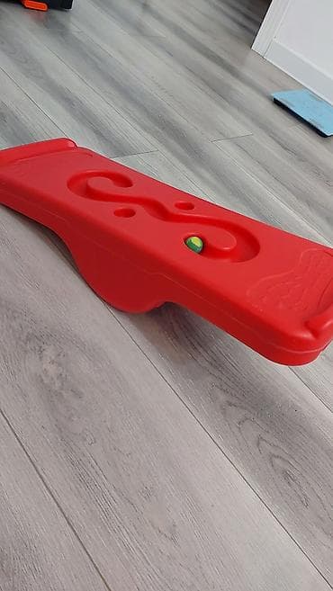 Игровые комплексы: Балансборд-лабиринт для детей - Яркая красная баланс-платформа с — 2