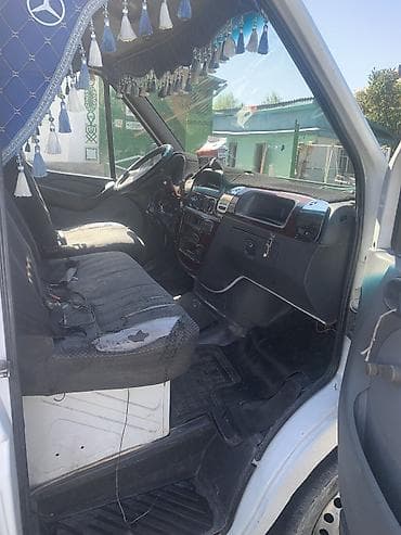 Транспорт: Mercedes-Benz Sprinter — длиннобазный цельнометаллический фургон — 6