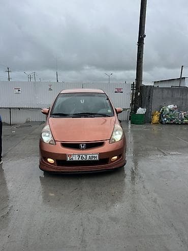 old man: Honda Fit: 2008 г., 1.5 л, Механика, Бензин, Хэтчбэк — 1