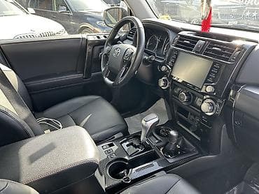 фурандер: Toyota 4Runner: 2023 г., 4 л, Автомат, Бензин, Внедорожник — 9