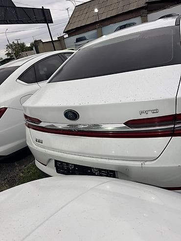 mini ev: BYD Qin: 2020 г., Автомат, Электромобиль, Седан — 3