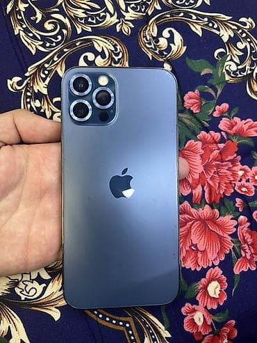 продам айфон 12 про: IPhone 12 Pro, Pacific Blue, Кабель — 1