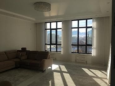 3 комнаты, 136 м², 8 этаж