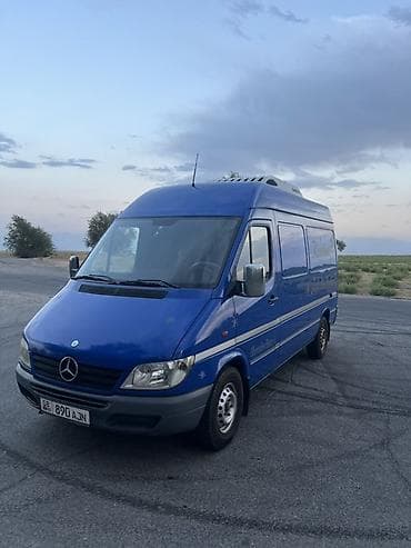 merce: Легкий грузовик, Mercedes-Benz — 2