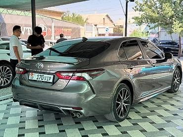 Toyota Camry: 2021 г., 2.5 л, Автомат, Бензин, Седан — 5