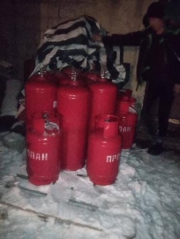 Газовые баллоны пропан - Баллоны стальные, окрашенные в красный цвет