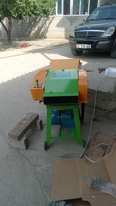 кромочный фрезер: Сено резка Сено драбилка Мощность 3 кВ 3000 об Драбилка — 2