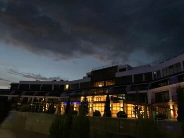 продается дом в арча бешик: Таунхаус, ТАУНХАУС | Baytur Resort & Spa, Бостери, Балдар аянтчасы, Унаа токтотуучу жай, унаа туруучу жай, Коргоодогу аймак — 1