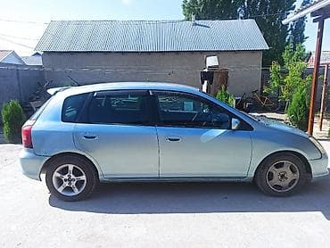 mazda 626 1990: Honda Civic: 2001 г., 1.5 л, Вариатор, Бензин, Хэтчбэк — 2