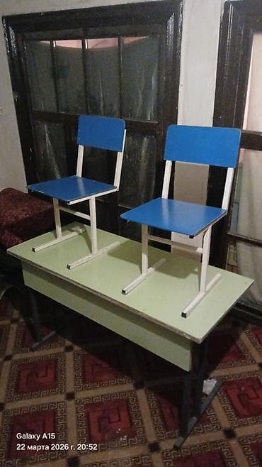 Комплект парты и стула