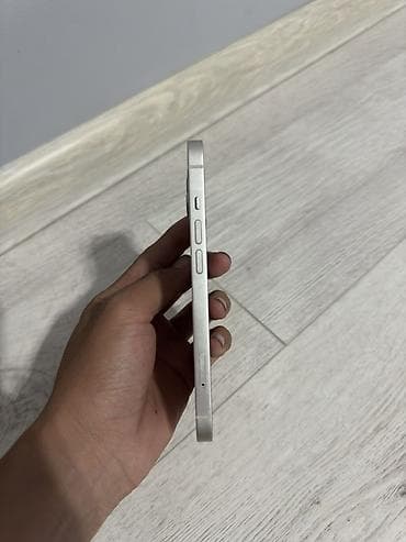 iphone 17e: IPhone 13 белый цвет 128гб 83акб Ни царапин ни трещин Не вскрывался Не — 3