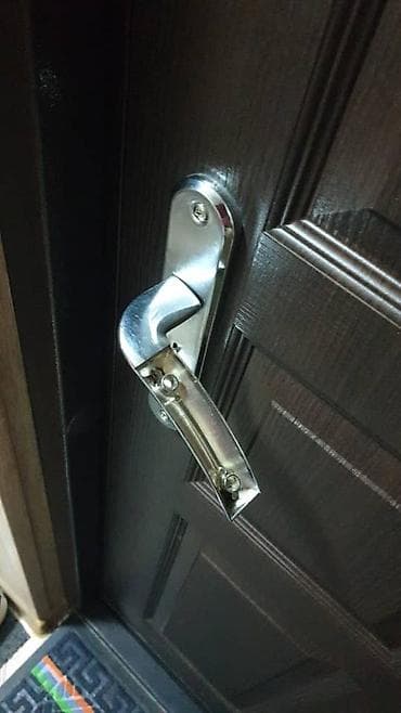 сетки для дверей: Дверная и оконная фурнитура, ручки, замки, навесы, замена замков — 3