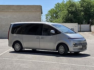 Hyundai Staria: 2021 г., 2.2 л, Автомат, Дизель, Вэн/Минивэн — 6