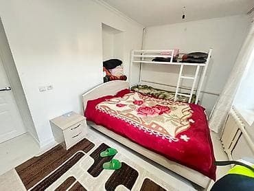 бишкек үй: 🏡 Продаётся 3-комнатный дом с участком 2,7 соток 📍 Первая линия — ул — 8
