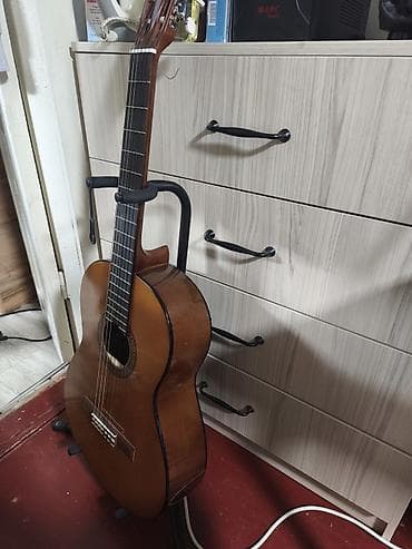 Классическая акустическая гитара 4/4 YAMAHA C-45 - Корпус формата