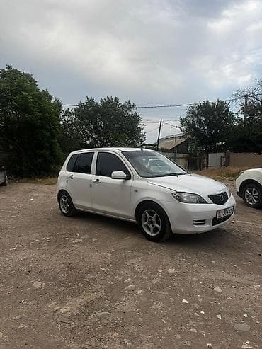 Унаа сатуу: Mazda Demio: 2004 г., 1.3 л, Автомат, Бензин, Хетчбек — 2