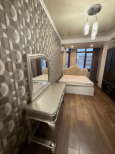 Квартиры: 4 комнаты, 147 м², 5 этаж — 1