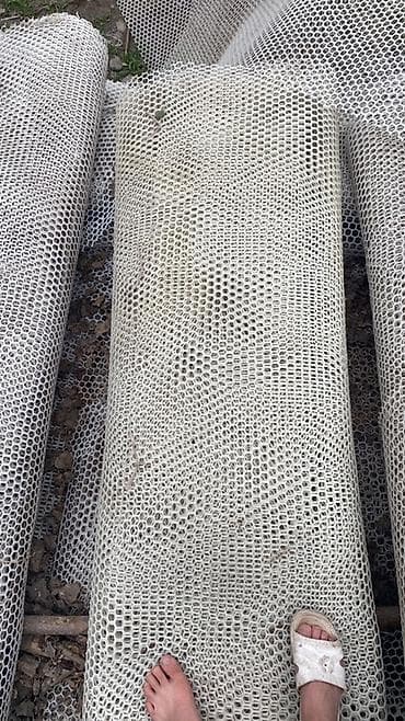 аппарат для ламинирования: Сотовый пластиковый дренажный/армирующий мат в рулонах. Описание: - — 4