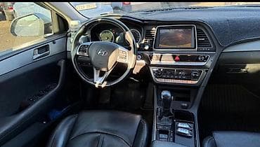 Продажа авто: Hyundai Sonata: 2021 г., 2 л, Автомат, Газ, Седан — 5