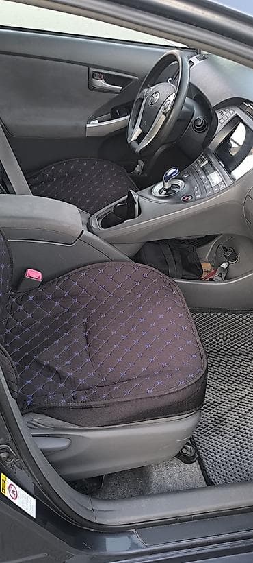 mazda 3 2004: Toyota Prius: 2010 г., Автомат, Гибрид, Хэтчбэк — 7