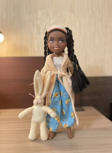 искусственные волосы на заколках бишкек: Кукла bratz - мягкая повязка на глаза в пастельных тонах - белая — 1