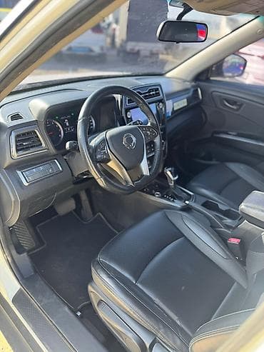 Транспорт: Ssangyong Tivoli: 2019 г., 1.6 л, Автомат, Бензин, Кроссовер — 6