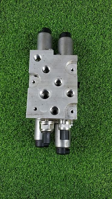 e32 bmw: Блок клапанов гидроподвески (Dynamik Drive) для БМВ X5 Е70 ​6782—737 — 9