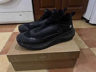 Кроссовки и спортивная обувь: Кроссовки без шнурков (слипоны) чёрные, на коробке. - Верх: дышащая — 1